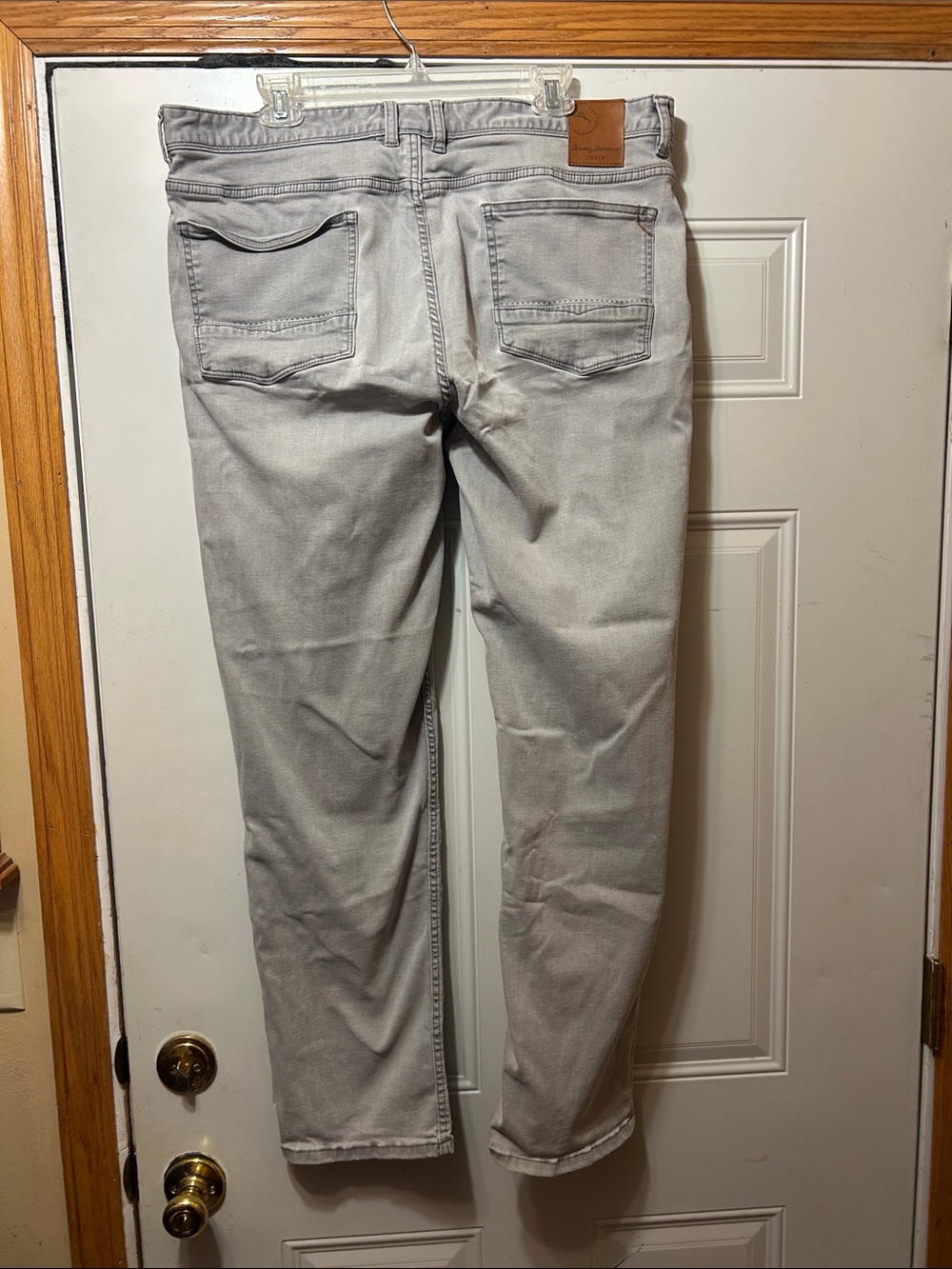 Tommy Bahama Men's Light Gray Slim Straight Jeans 40/32